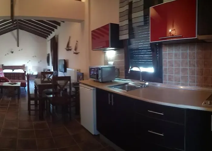 Annouda's Maisons * Skála Sotíros